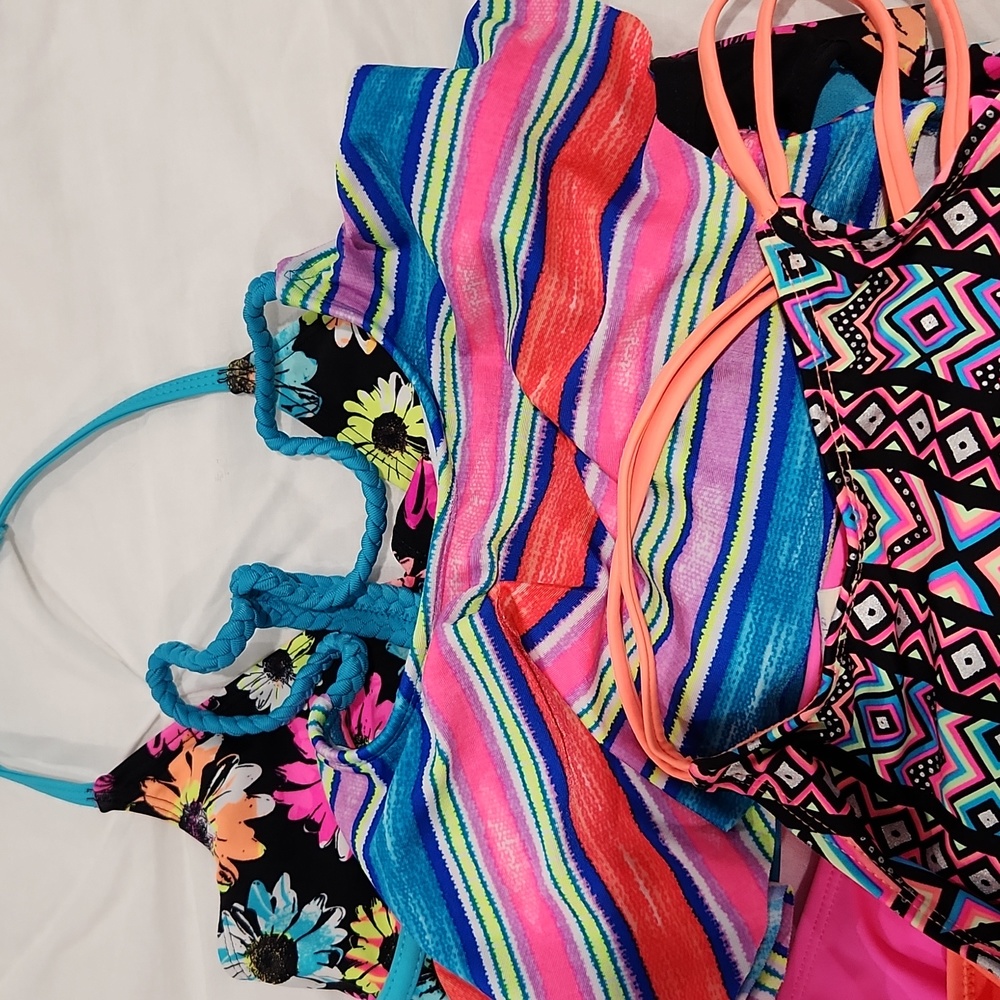 Girls swim sz 10/12